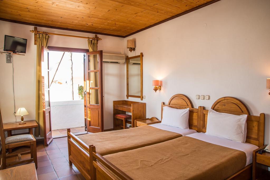 Hotel Galini Patmos Skala  Bagian luar foto